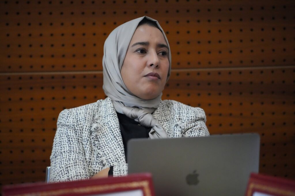 ماء العينين: العدالة والتنمية يرحب بالتنسيق مع “الأحرار” في المعارضة