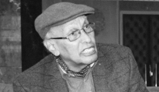 وفاة الكاتب المسرحي المغربي عزيز السغروشني
