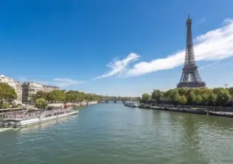 الاحتفاء بالصناعة التقليدية وفن العيش المغربيين على ضفاف نهر السين بباريس