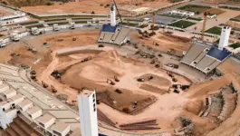 هدم ملعب “أدرار” يشرد أندية سوس ويضع كلفة التأهيل في قفص الاتهام