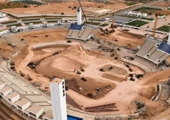هدم ملعب “أدرار” يشرد أندية سوس ويضع كلفة التأهيل في قفص الاتهام