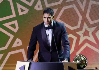 حكيمي: الفوز بالكرة الذهبية حلم لأي لاعب