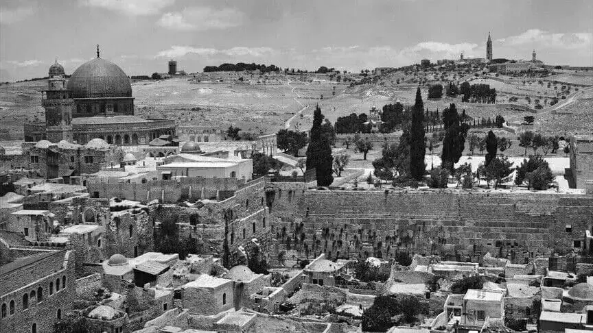 “ذاكرة القدس”.. أرشيف بصري يحفظ تاريخ فلسطين وينقله للعالم