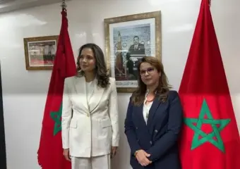 بنعلي تُسلِّم مفاتيح وزارة الطاقة لأفيلال