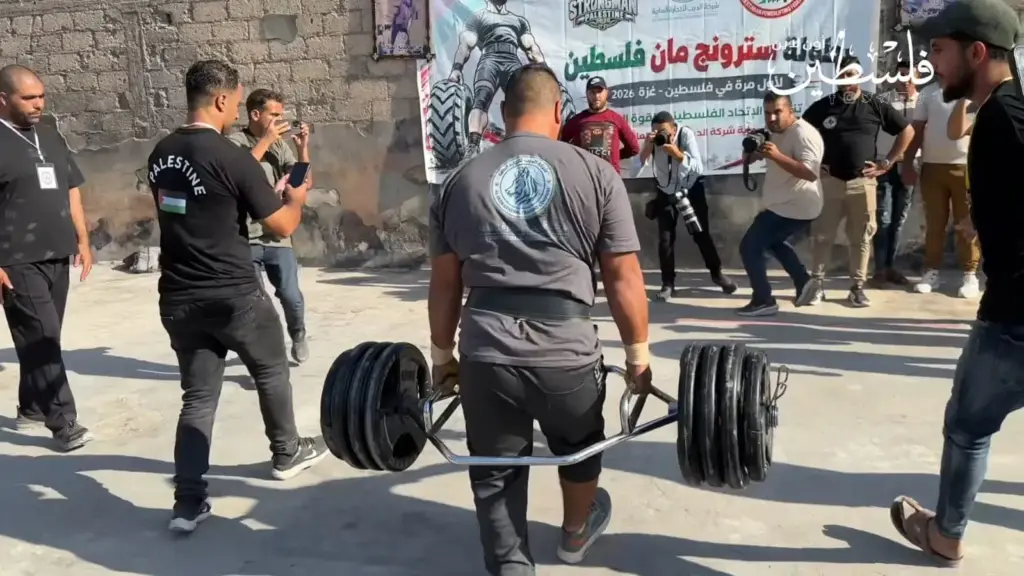 من وسط الركام.. رياضيو غزة يستعيدون منافسات القوة البدنية ببطولة “سترونغ مان”
