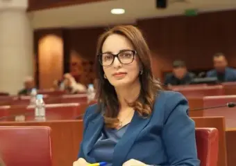 الحكومة تتجه إلى عدم تعويض الوزيرة المعفاة ماديحة خيير