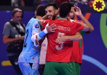 “أسود القاعة” يكتسحون مصر بسداسية ويضربون موعداً مع أنغولا في النهائي