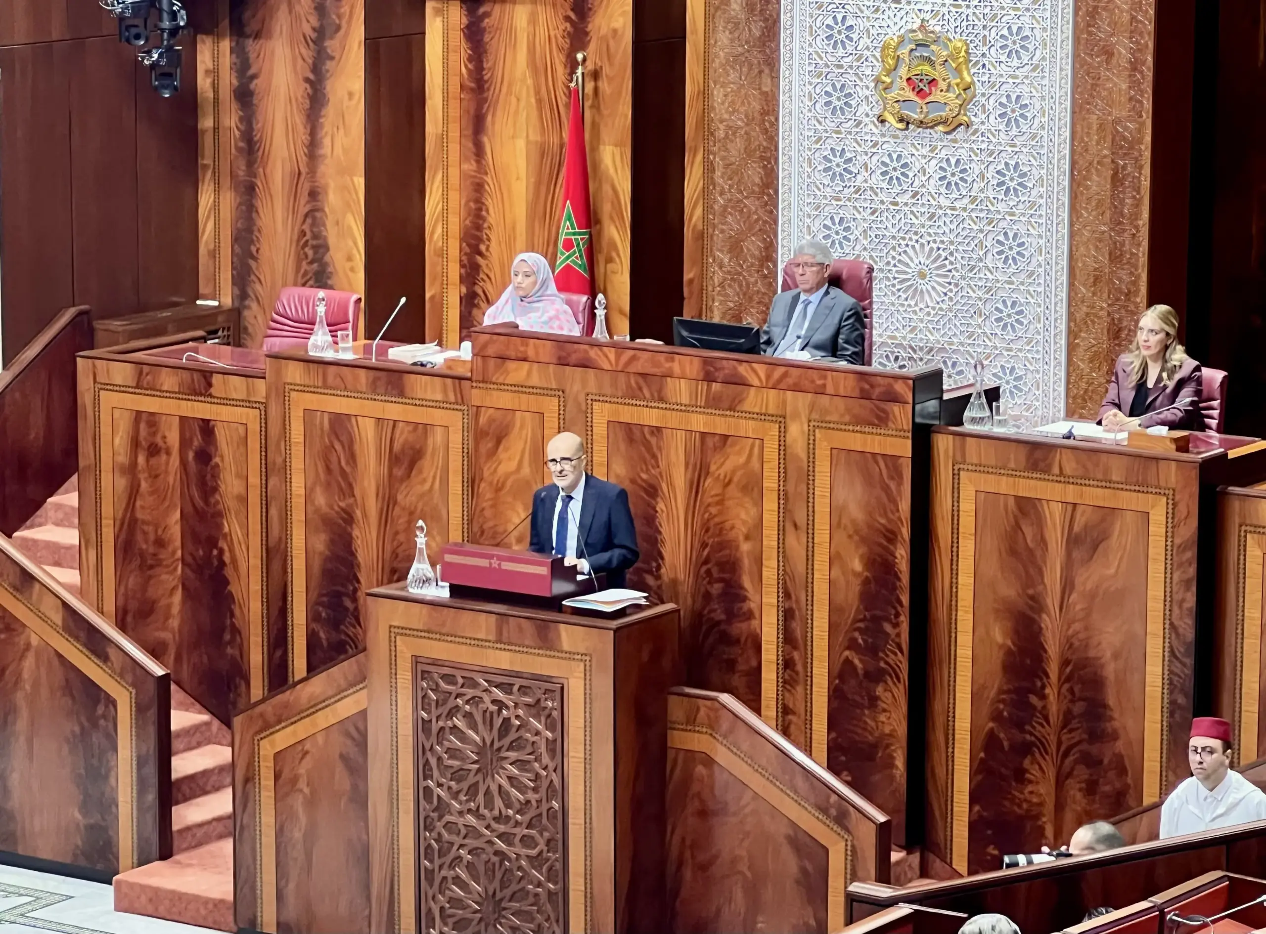 الأزمي للمنصوري: سنمنحكم الوقت الكافي وخطتكم لوقف الغلاء تفتح أبواب الفساد