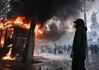 احتجاجات فرنسا.. أبناء المهاجرين بين مطالب التعليم وسجال الهوية