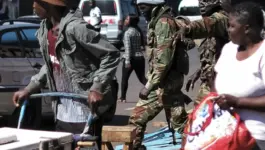زيمبابوي.. حقوقيون يطالبون بحماية سكان مهددين بالطرد من أراضيهم