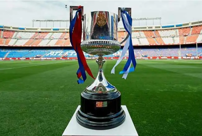 حادث سككي بإسبانيا يؤجل 24 مباراة في كأس الملك