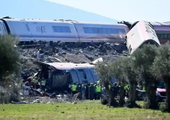 إسبانيا.. ارتفاع حصيلة ضحايا تصادم قطارين إلى 64 قتيلا