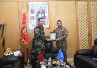 قائد “المينورسو” الجديد يستهل مهامه بلقاء المفتش العام للقوات المسلحة الملكية